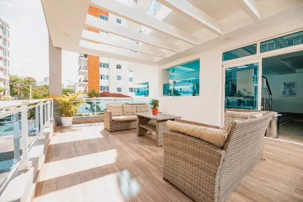 Terraza amueblada en Central Towers, Santo Domingo