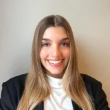 Francesca Dall'Aglio, equipo de Real Capital Ventures